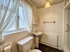 Photo 7- click for photo gallery